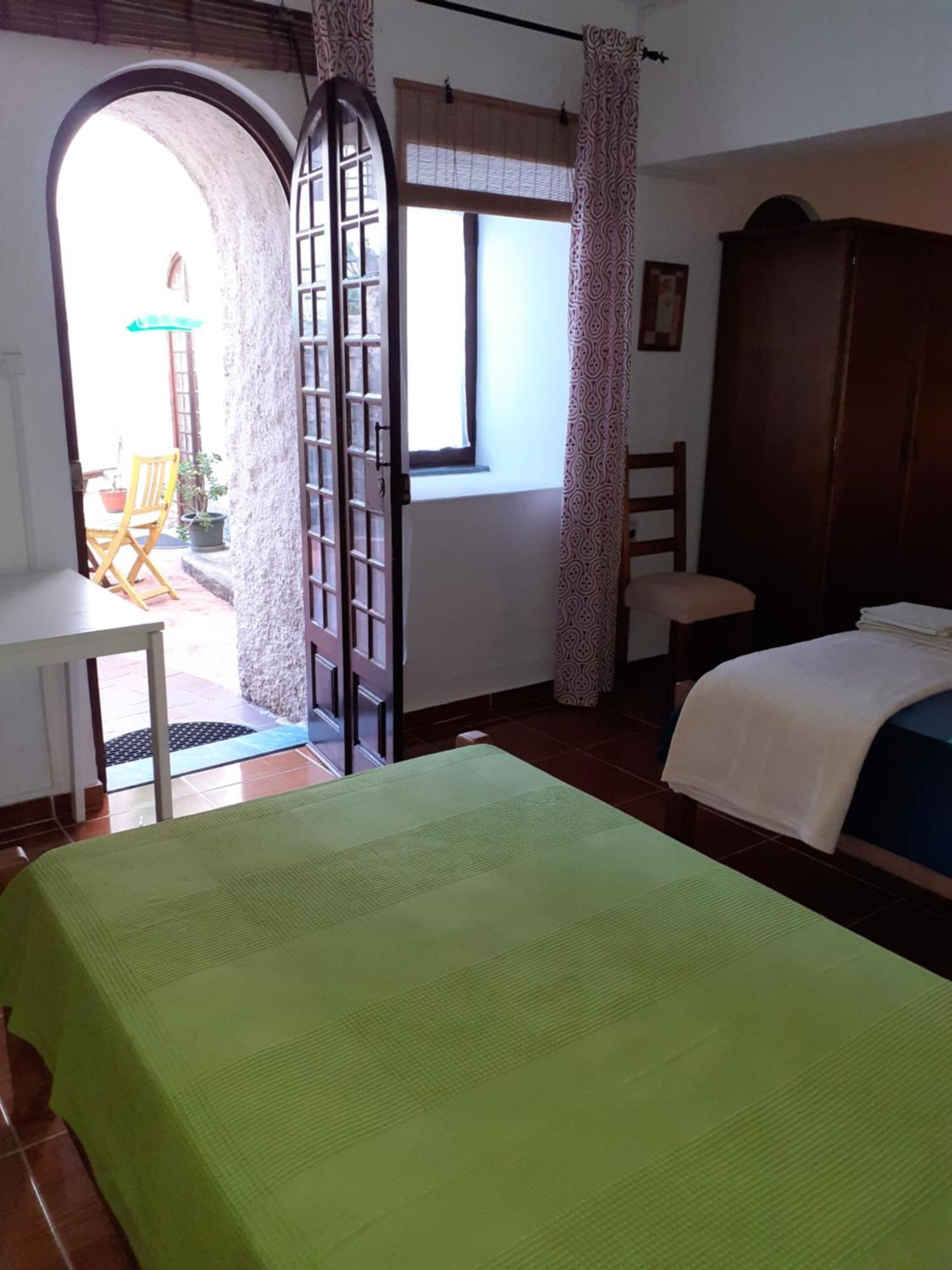 Casa Da Tauria Hotell Atouguia Da Baleia Eksteriør bilde